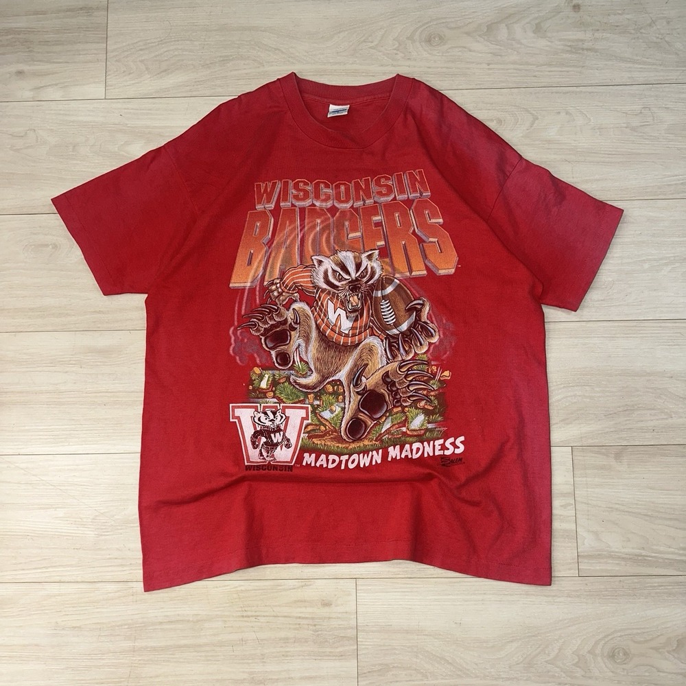 Vintage 90s Wisconsin Badgers Salem Madtown Madness Shirt XL Red Distressed NCAA
